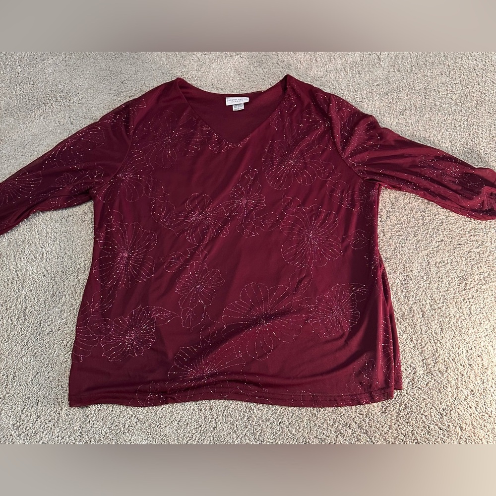 Jaclyn Smith Red Sequin 3/4 Sleeve Blouse. Size 1X